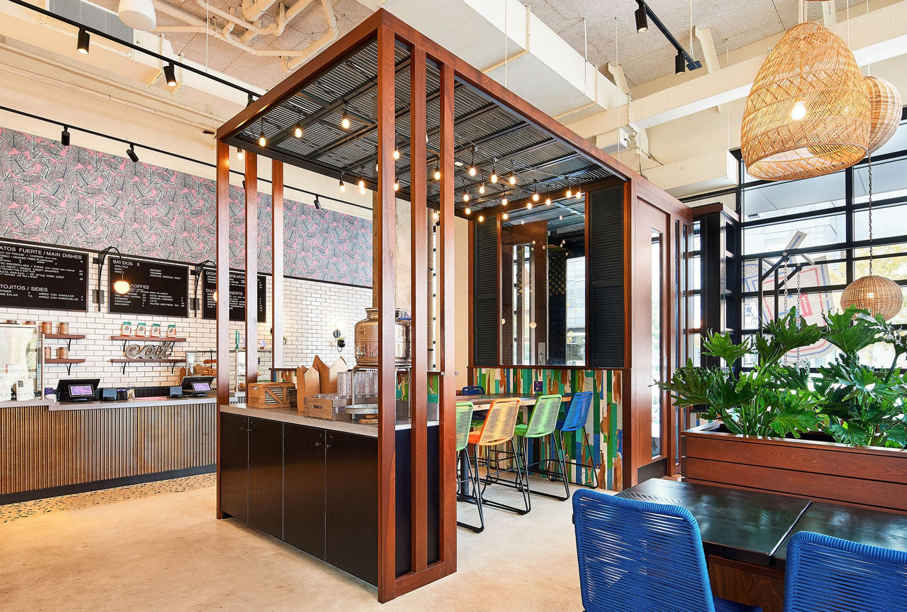 La Famosa: Reclaimed Teak Boatwood